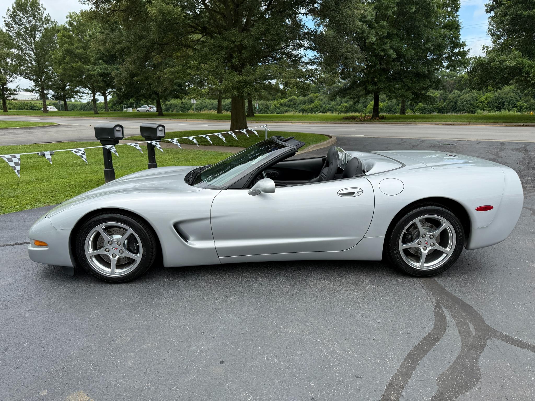 Chevrolet Corvette Convertible 2002