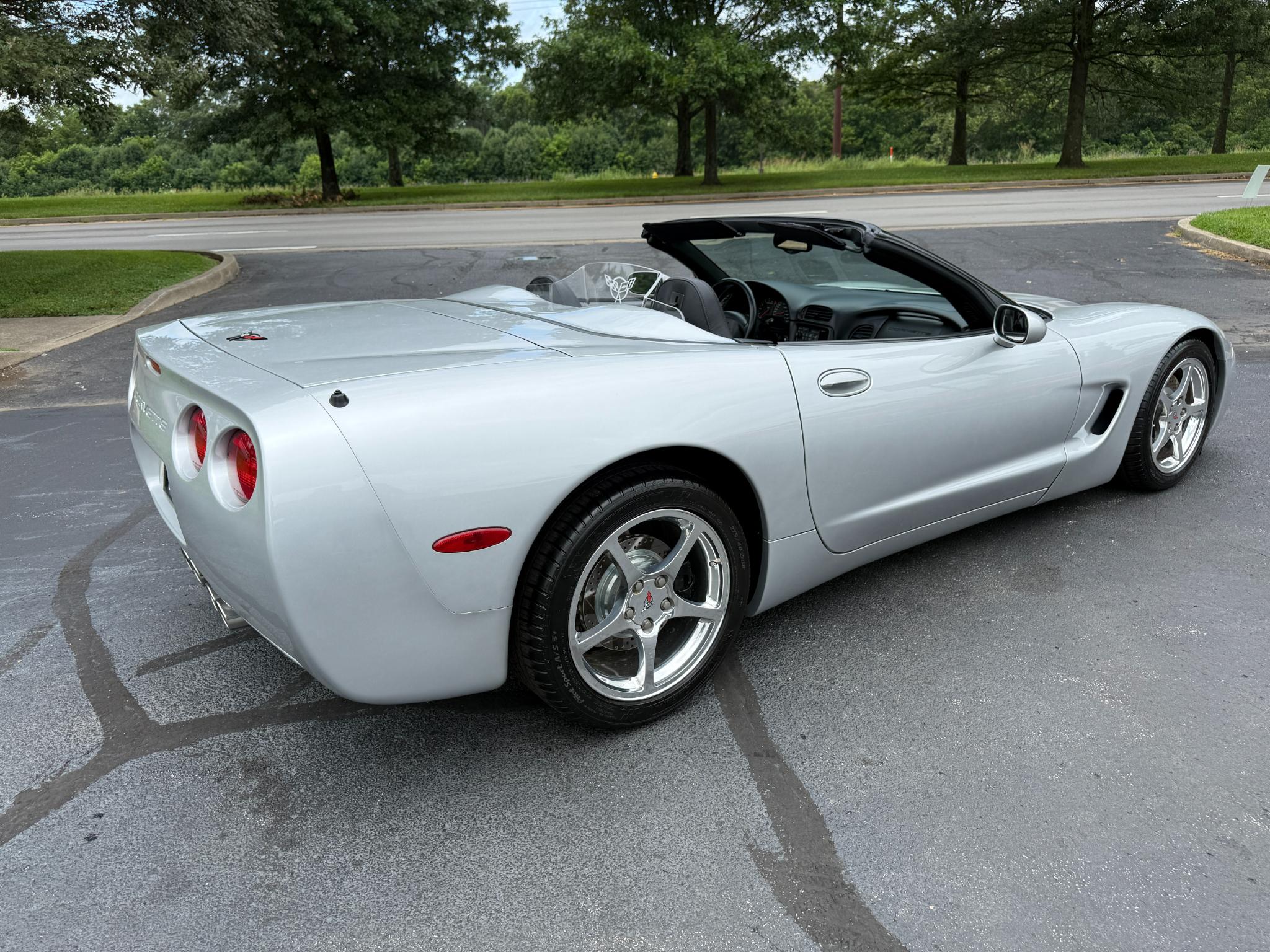 Chevrolet Corvette Convertible 2002