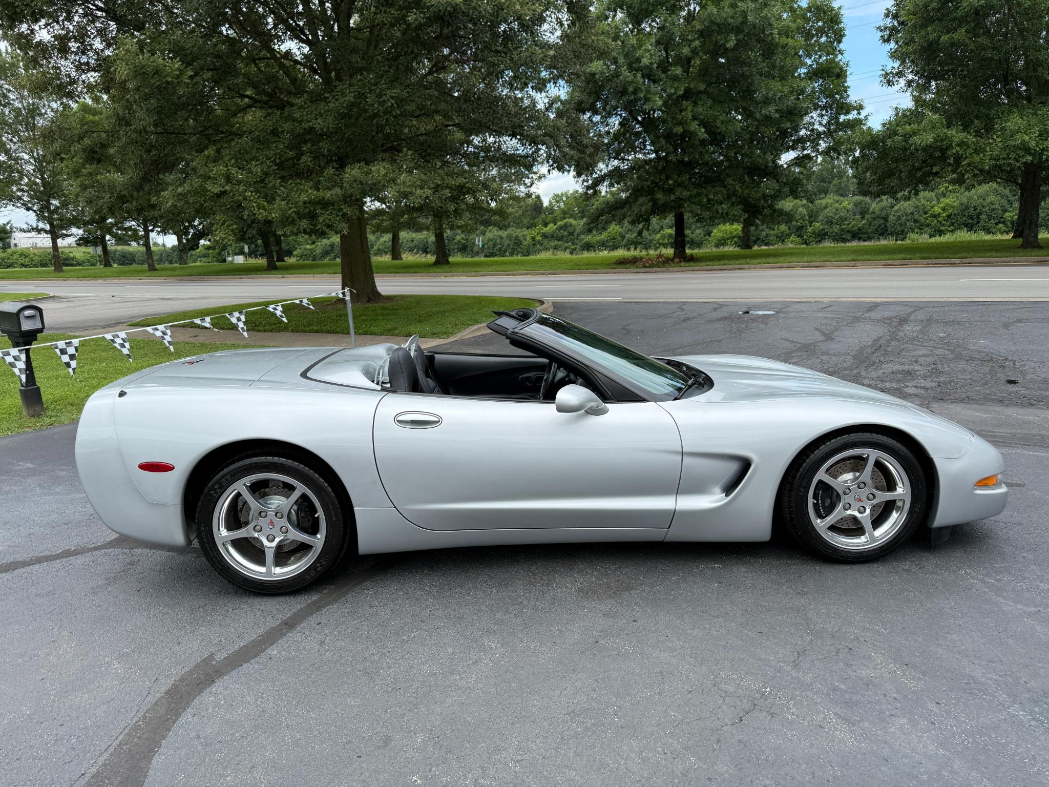 Chevrolet Corvette Convertible 2002