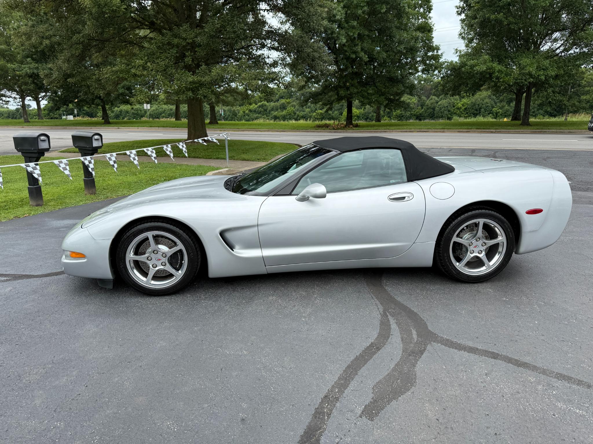 Chevrolet Corvette Convertible 2002