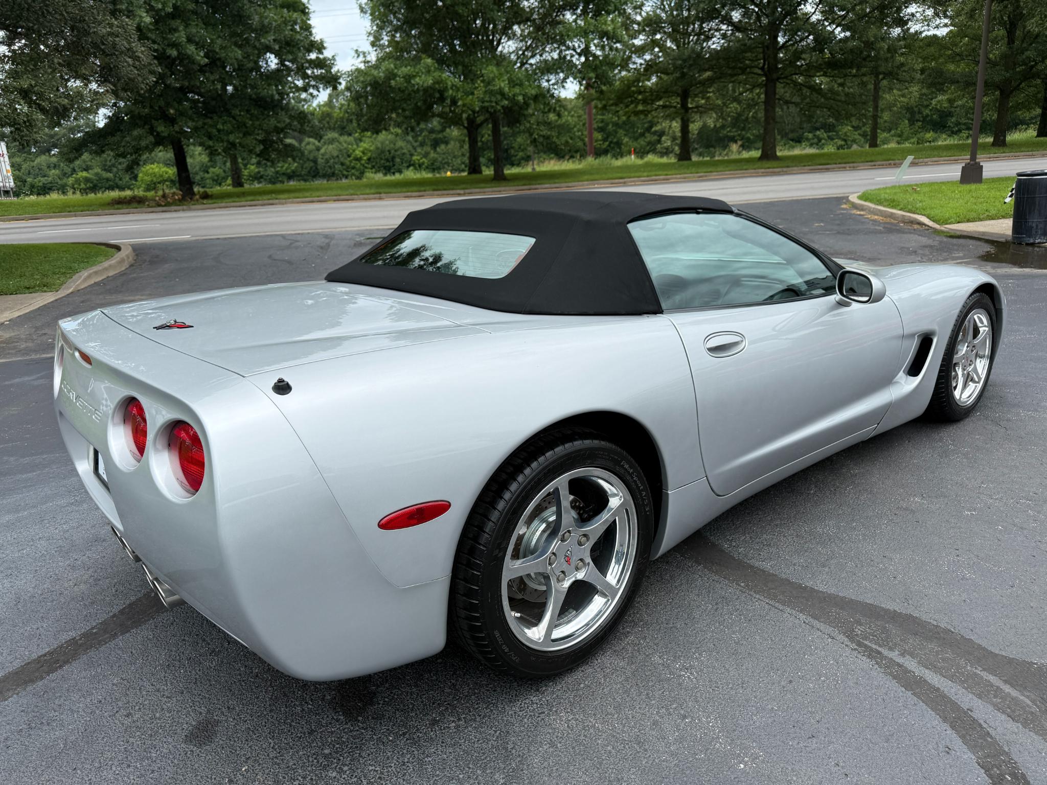 Chevrolet Corvette Convertible 2002