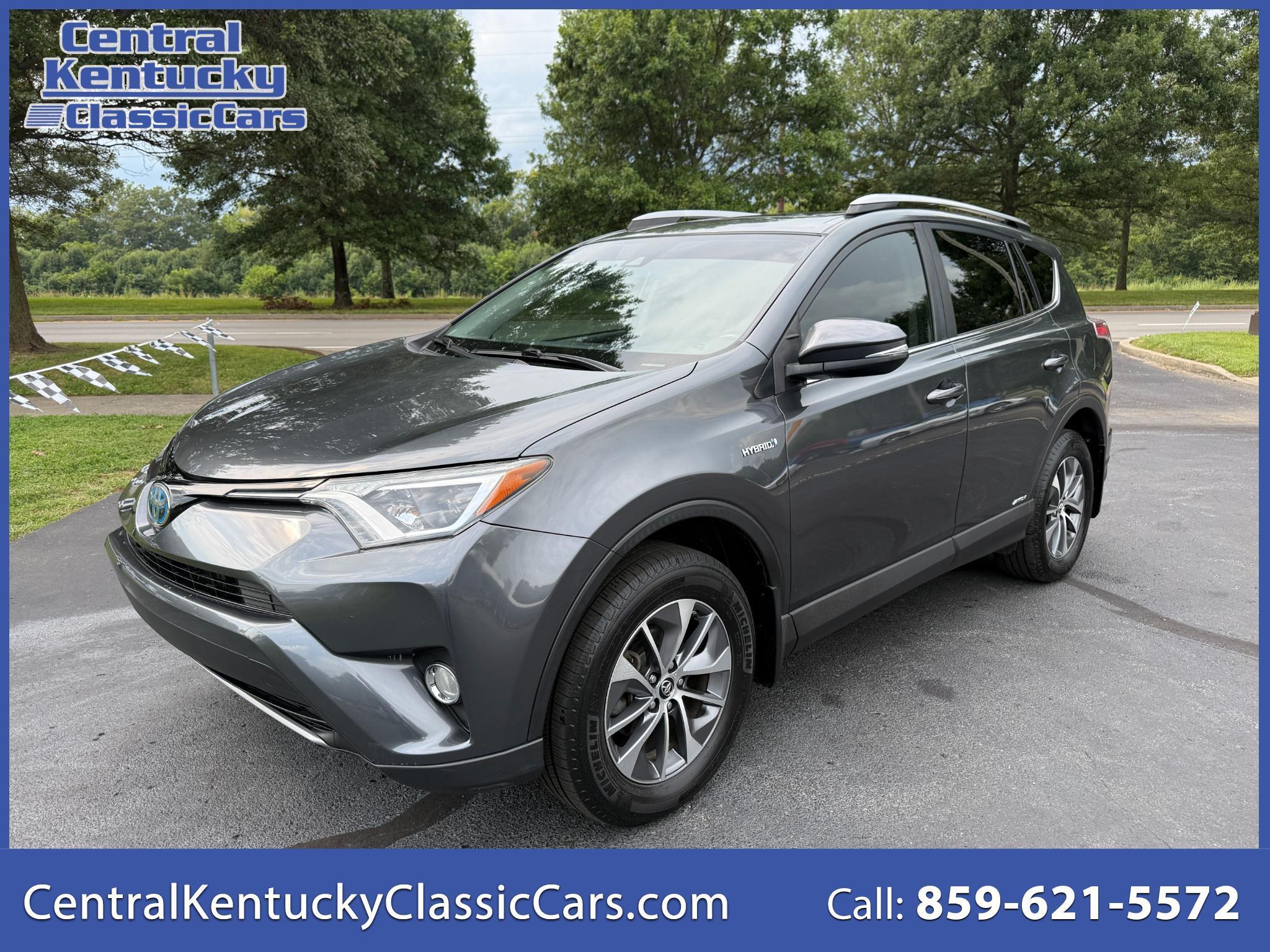 Toyota RAV4 Hybrid XLE 2018