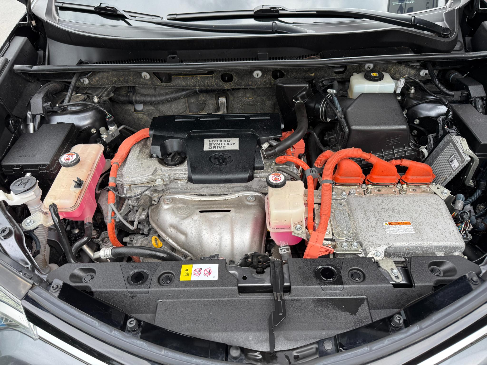 Toyota RAV4 Hybrid XLE 2018