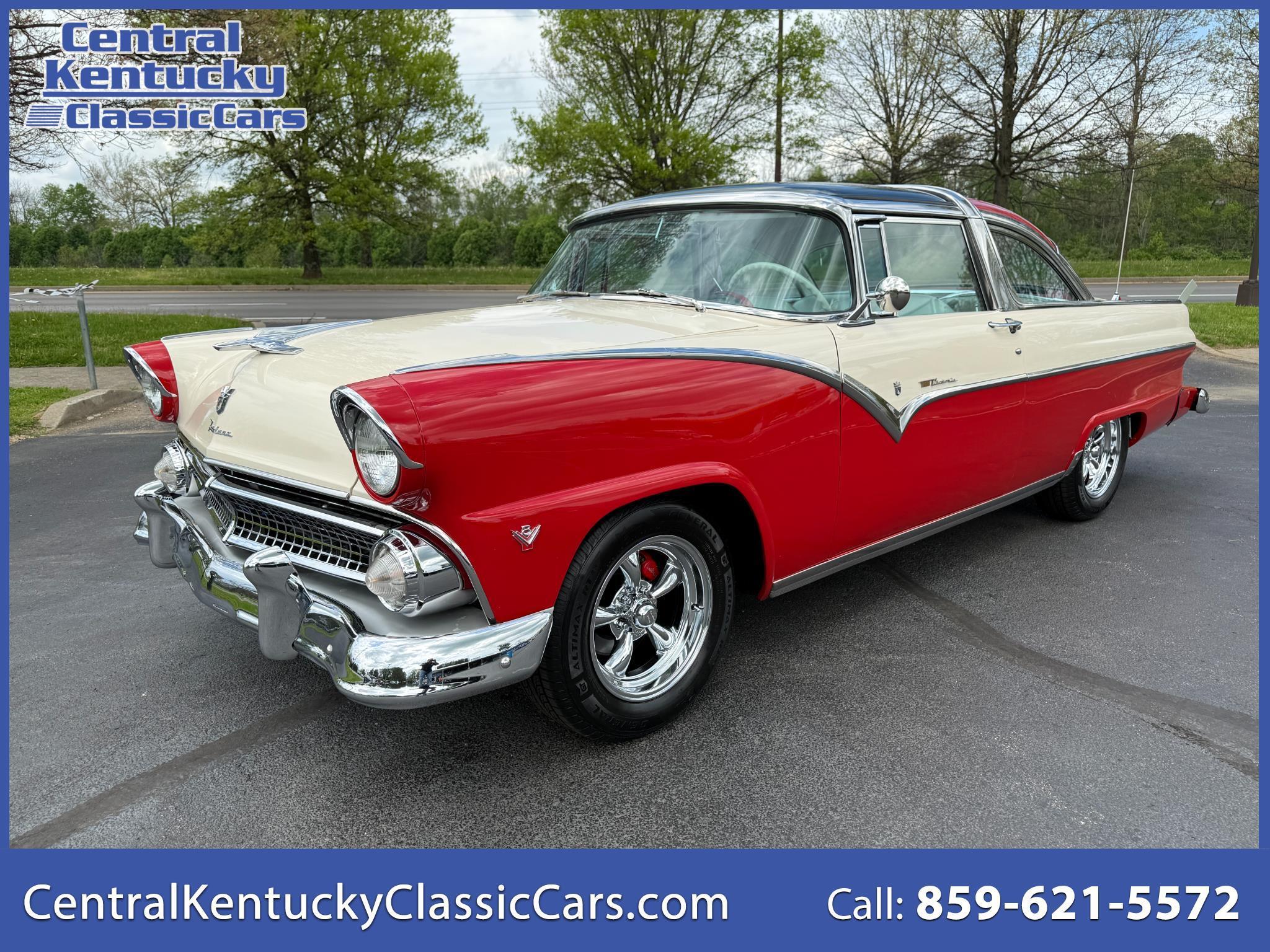 Ford Crown Victoria  1956