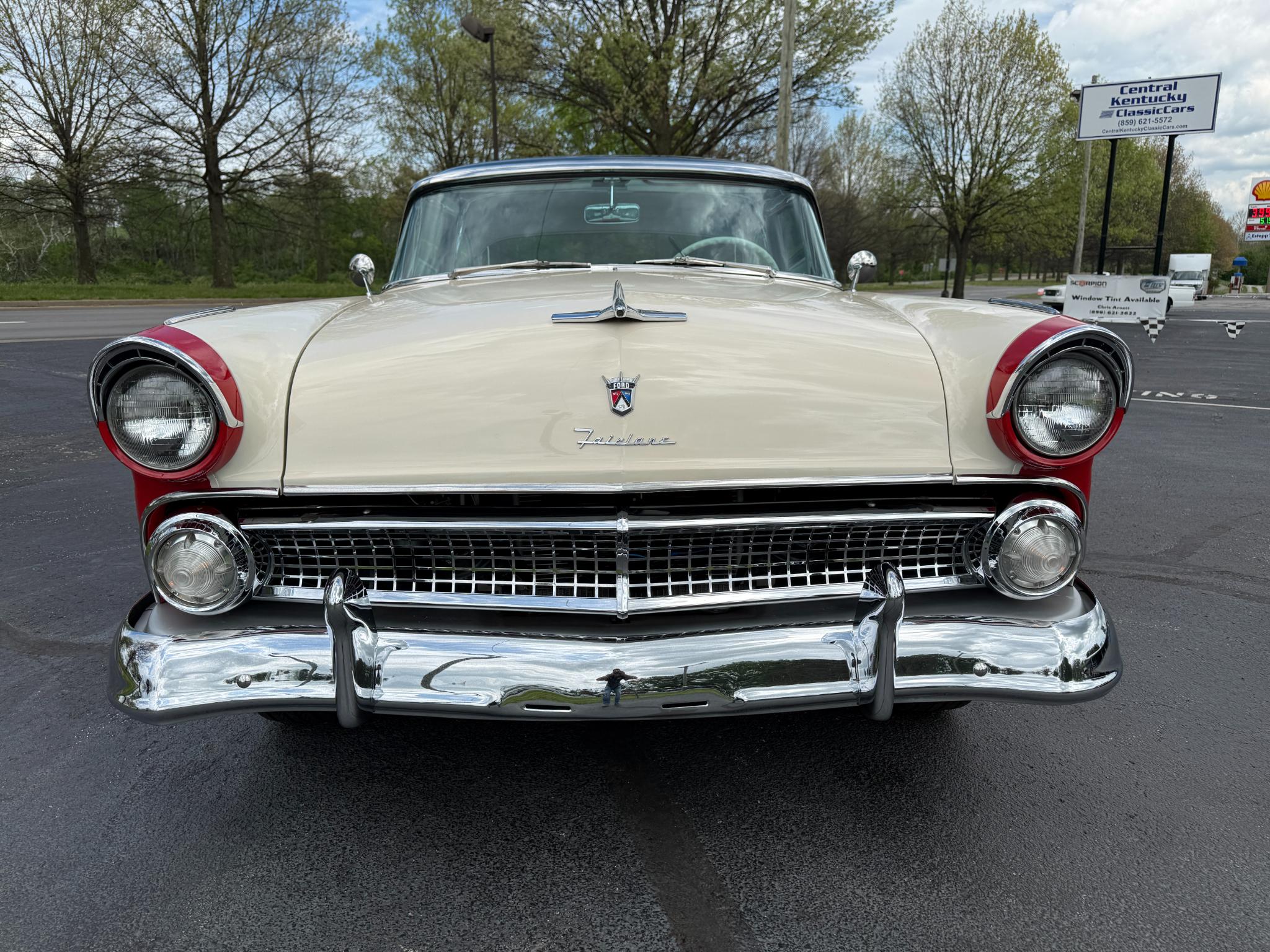 Ford Crown Victoria  1956