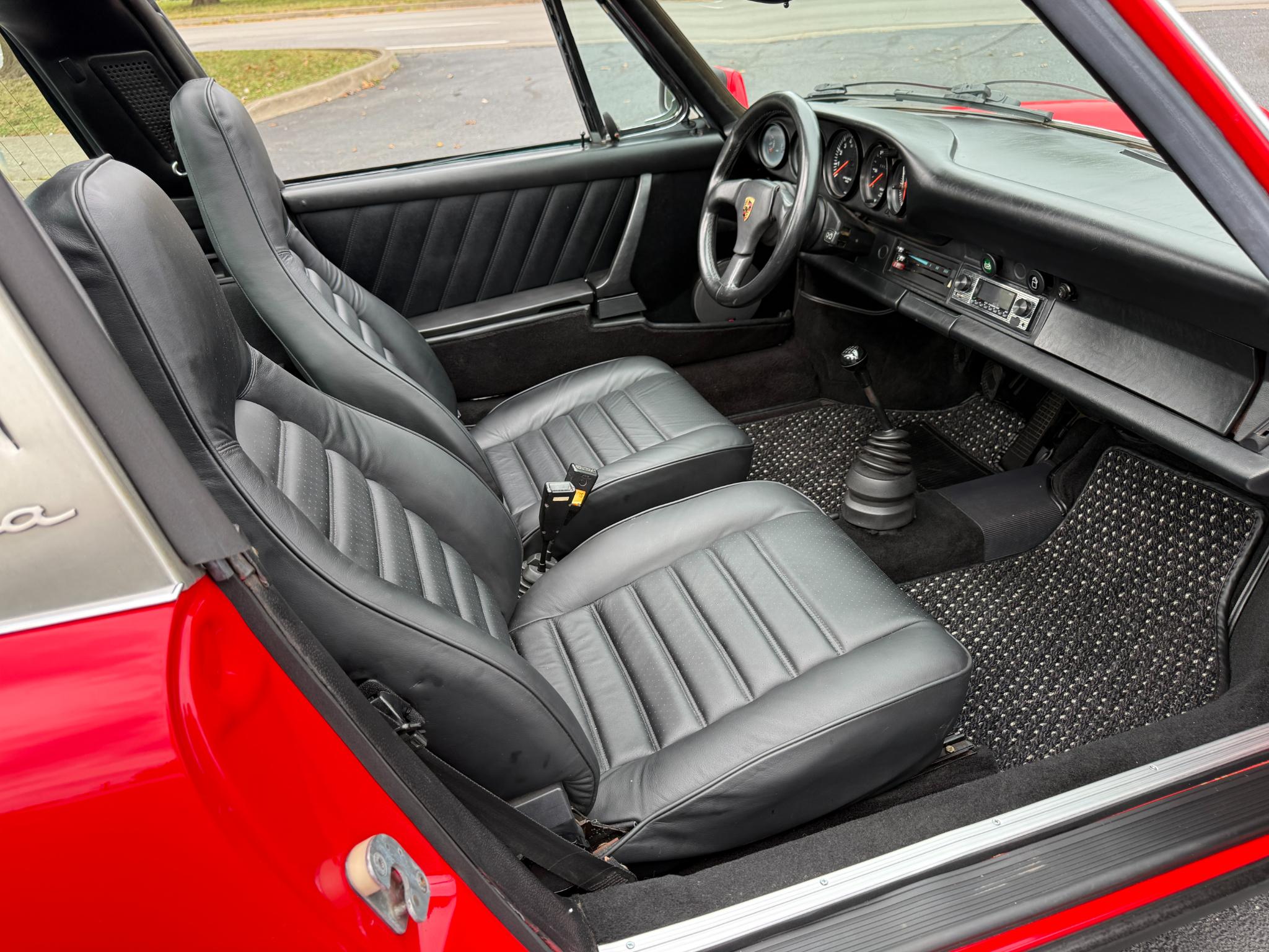 Porsche 911 Carrera  1976
