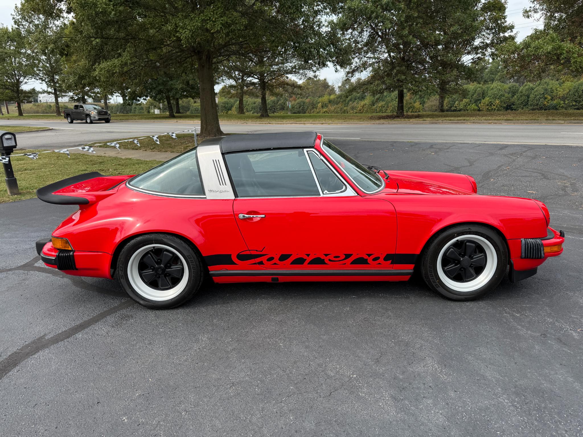 Porsche 911 Carrera  1976