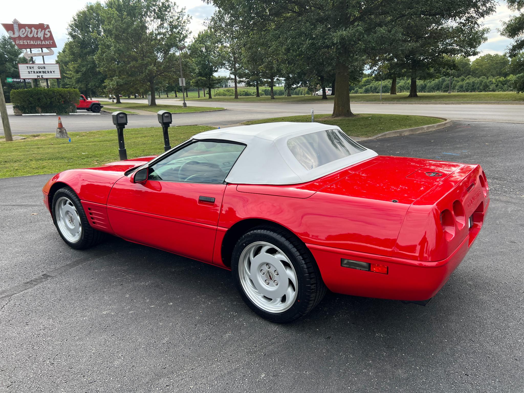 Chevrolet Corvette Convertible 1992