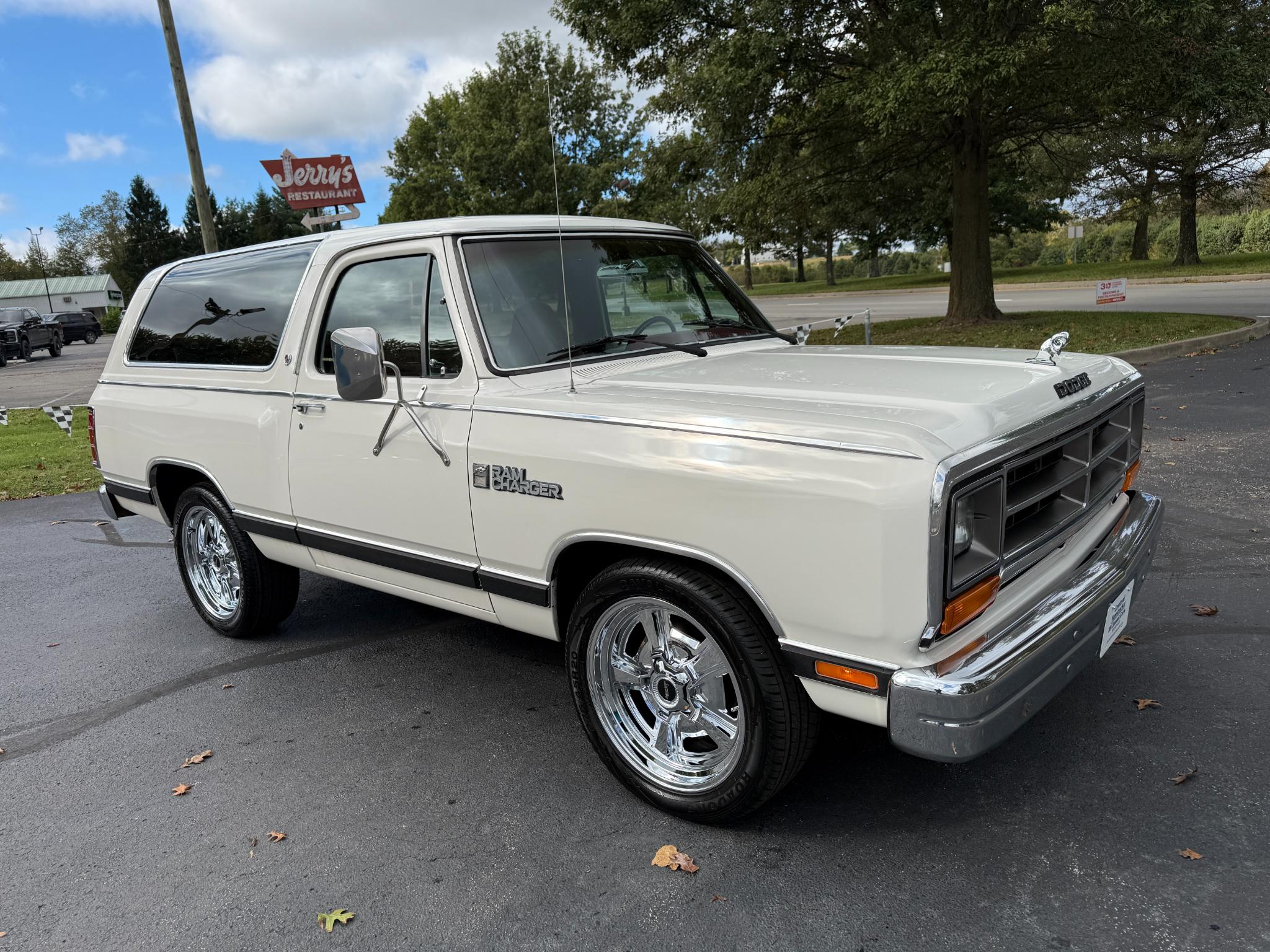 Dodge Ram Charger  1987