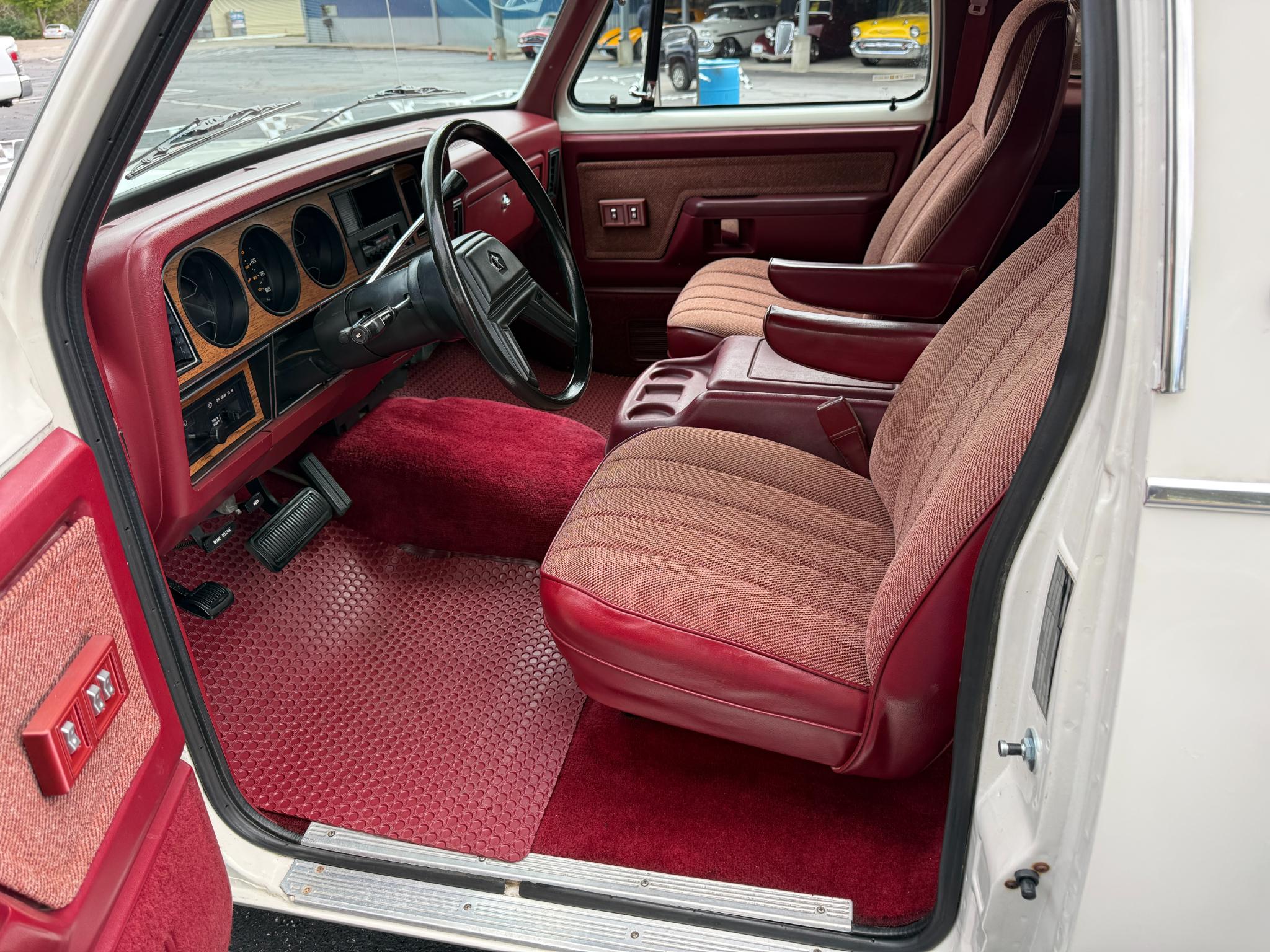 Dodge Ram Charger  1987