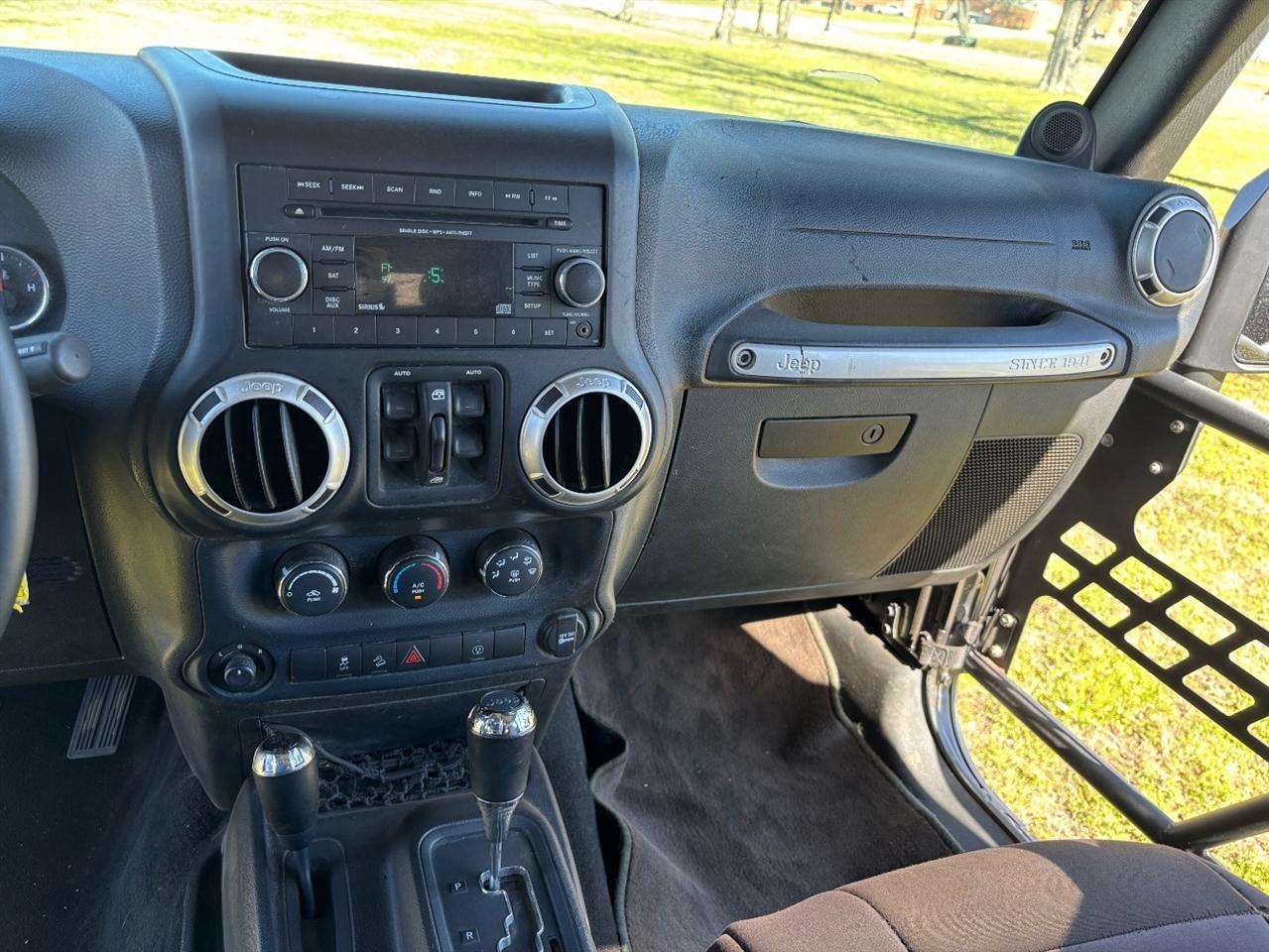 Jeep Wrangler Unlimited Rubicon 4WD 2014