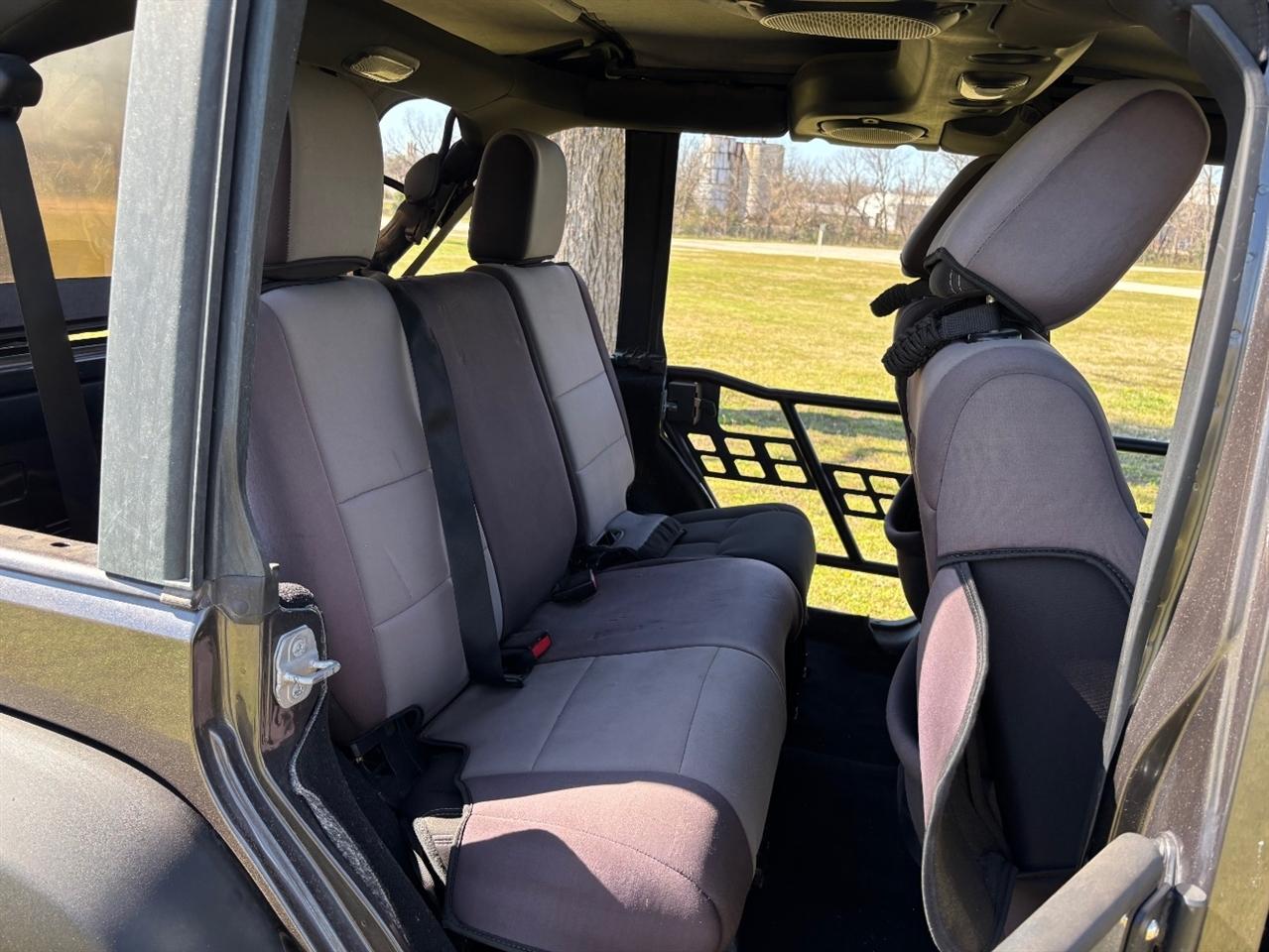 Jeep Wrangler Unlimited Rubicon 4WD 2014