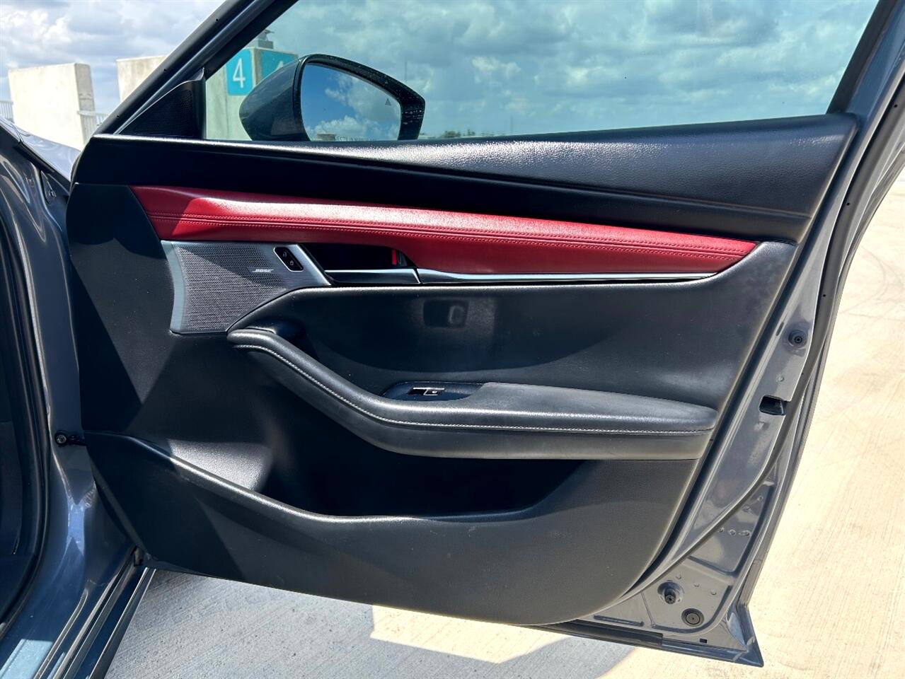 Mazda MAZDA3 Premium Hatchback 2023 Mazda MAZDA3 Premium Hatchback 2023