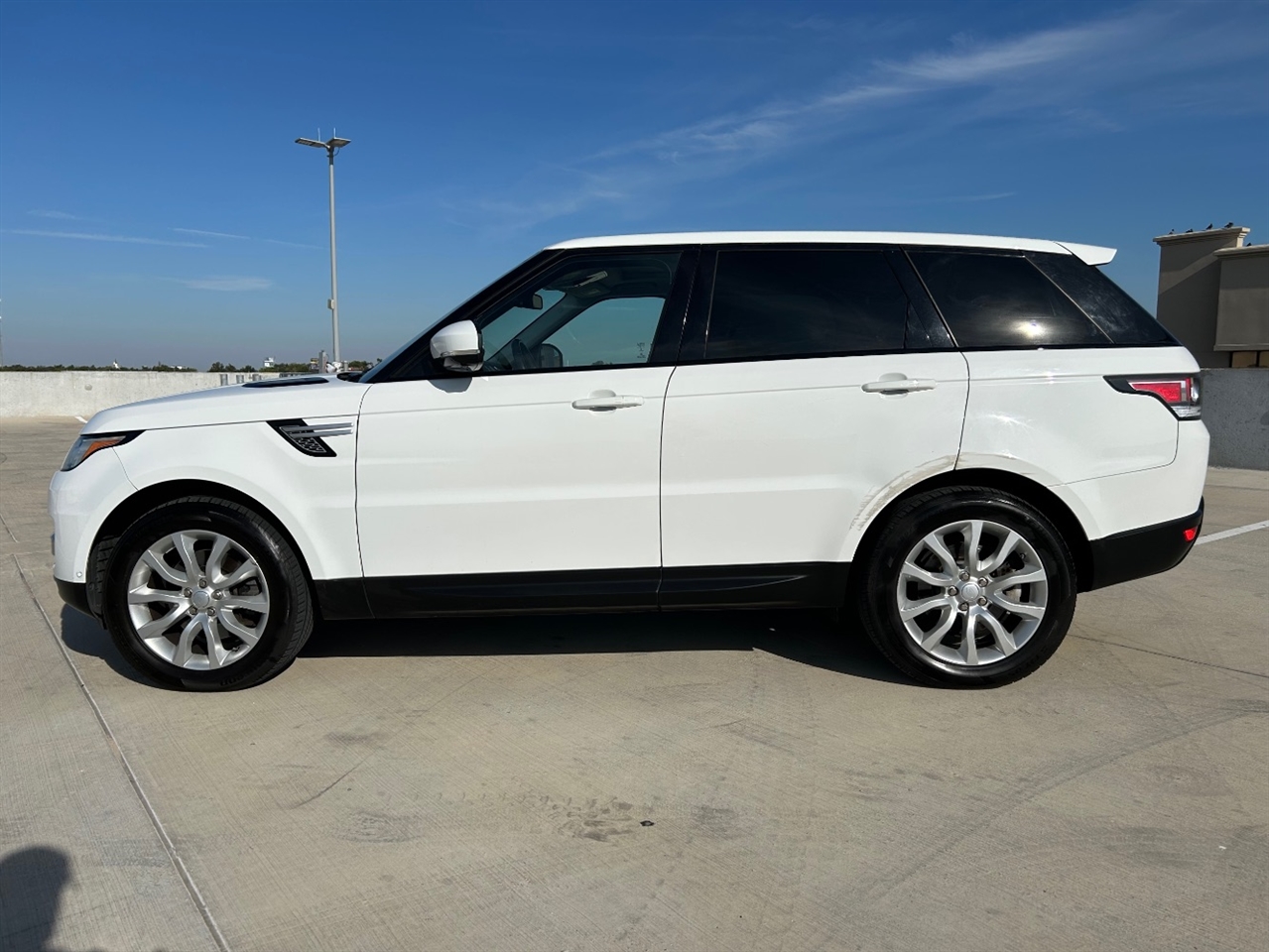 Land Rover Range Rover Sport 3.0L V6 Supercharged SE 2014 Land Rover Range Rover Sport 3.0L V6 Supercharged SE 2014