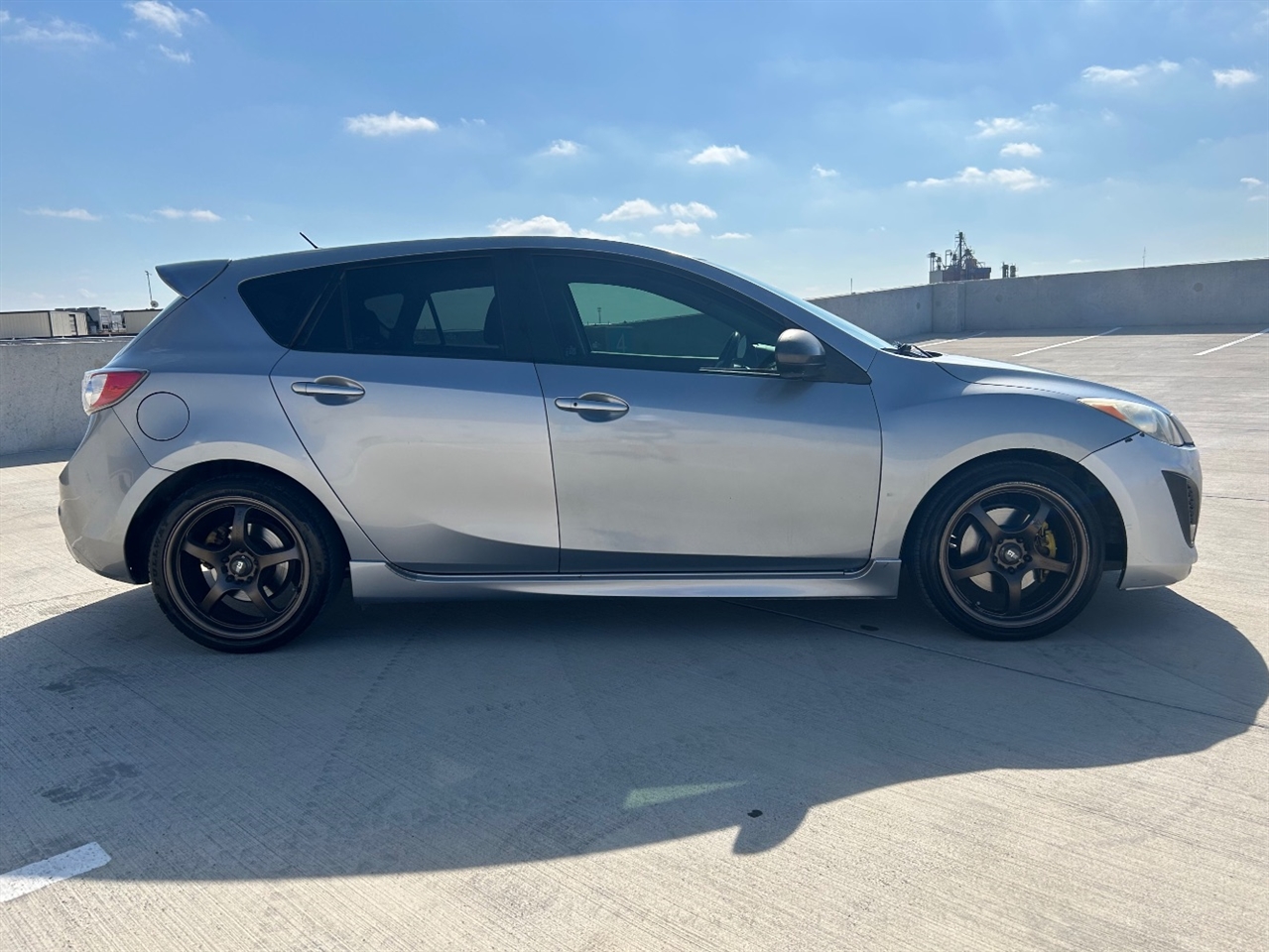 Mazda MAZDA3 s Sport 5-Door 2011