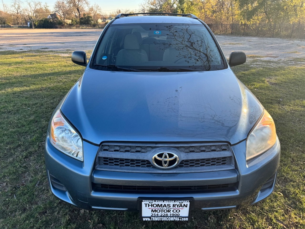 Toyota RAV4 Base I4 2WD 2012