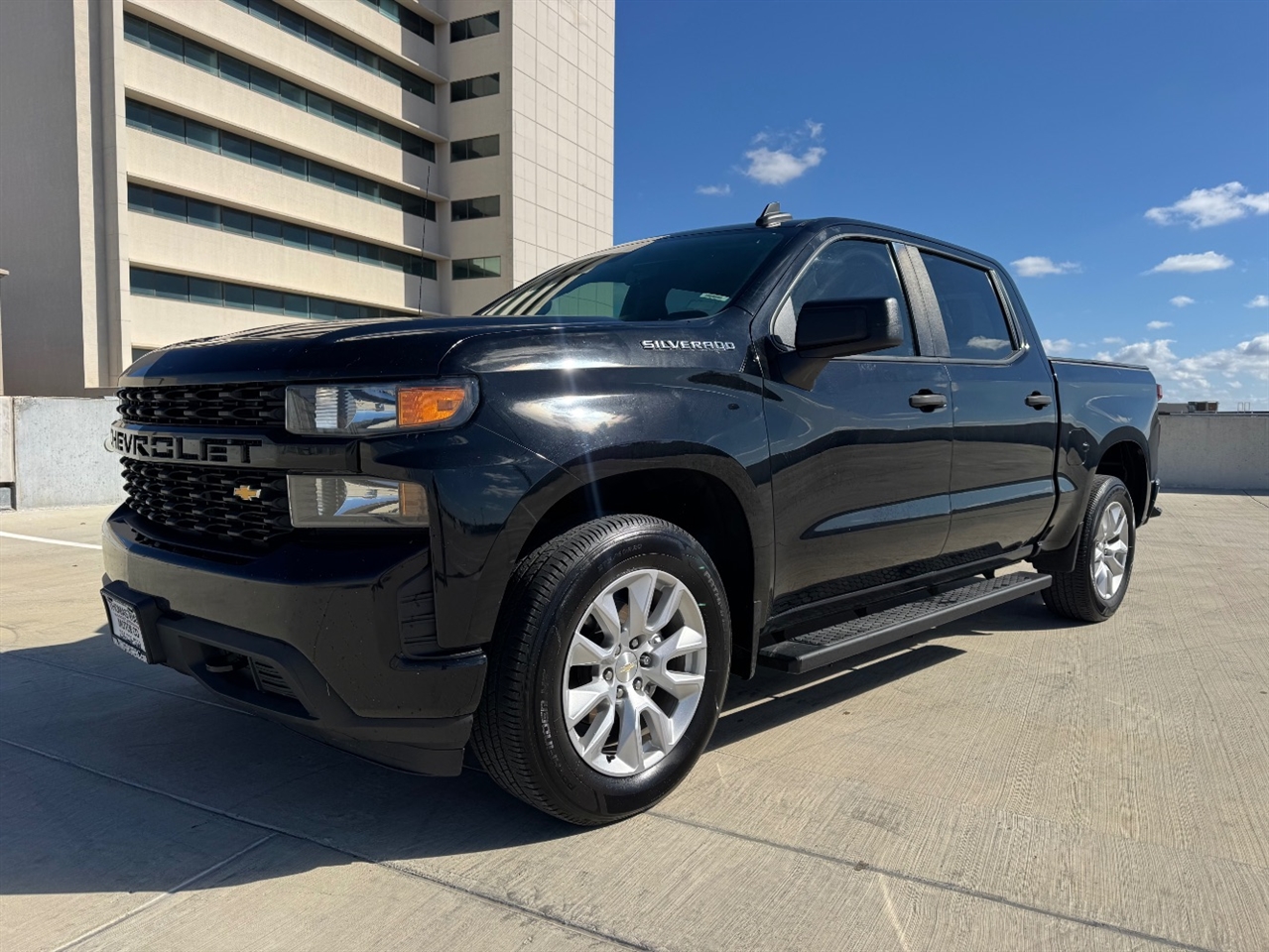 2021 Chevrolet Silverado 1500 Custom Crew Cab Short Box 2WD