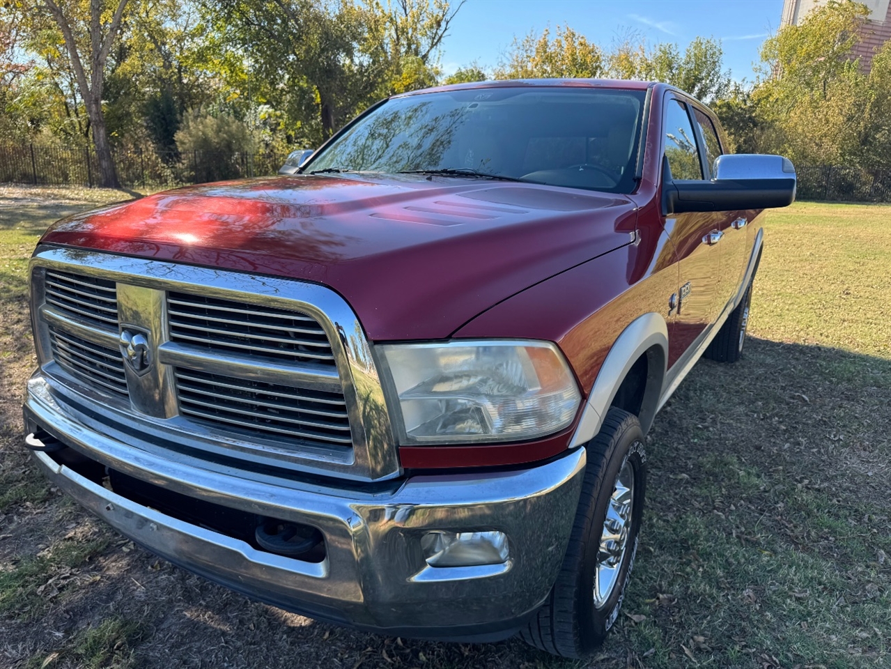 2010 Ram 2500 Laramie photo 2