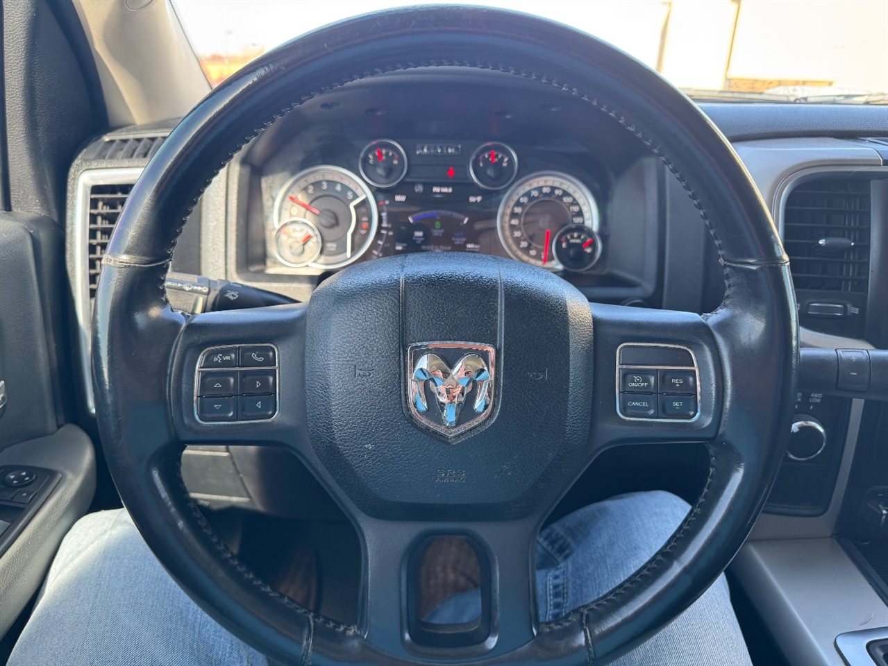 RAM 3500 SLT Mega Cab 4WD DRW 2014