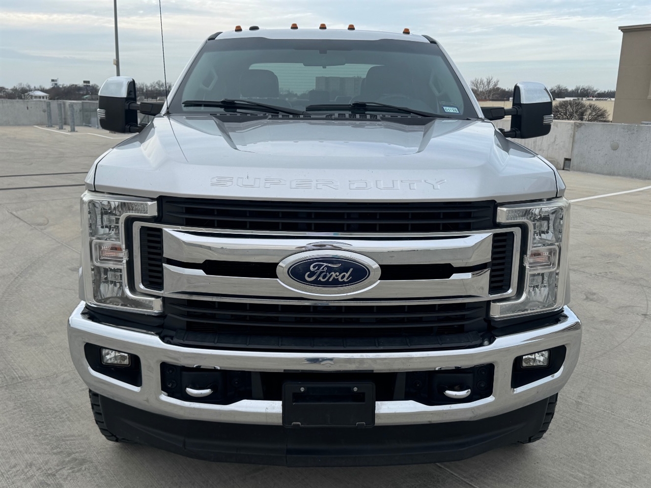 Ford F-250 SD XLT Crew Cab 4WD 2019