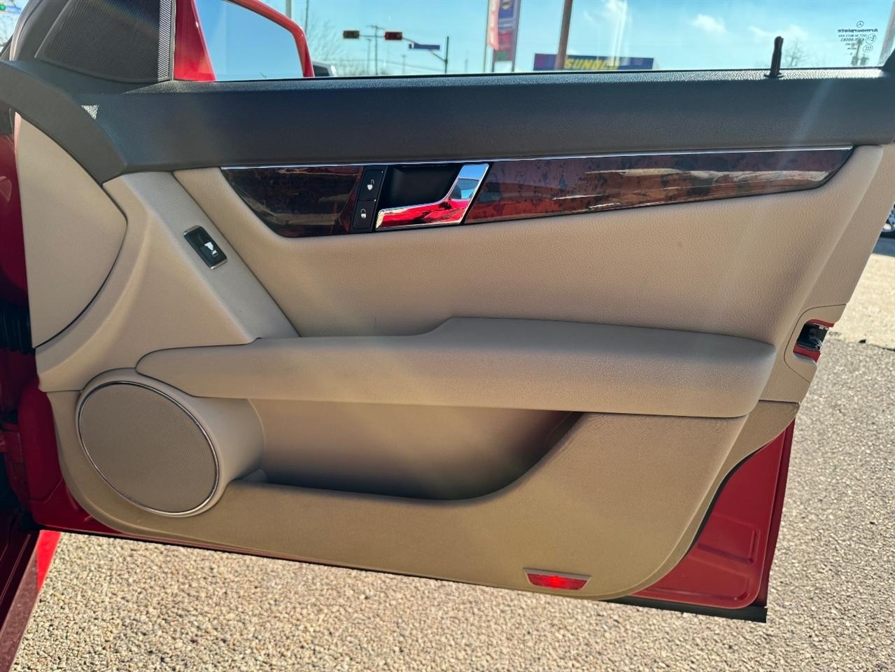 Mercedes-Benz C-Class C300 Sport Sedan 2010