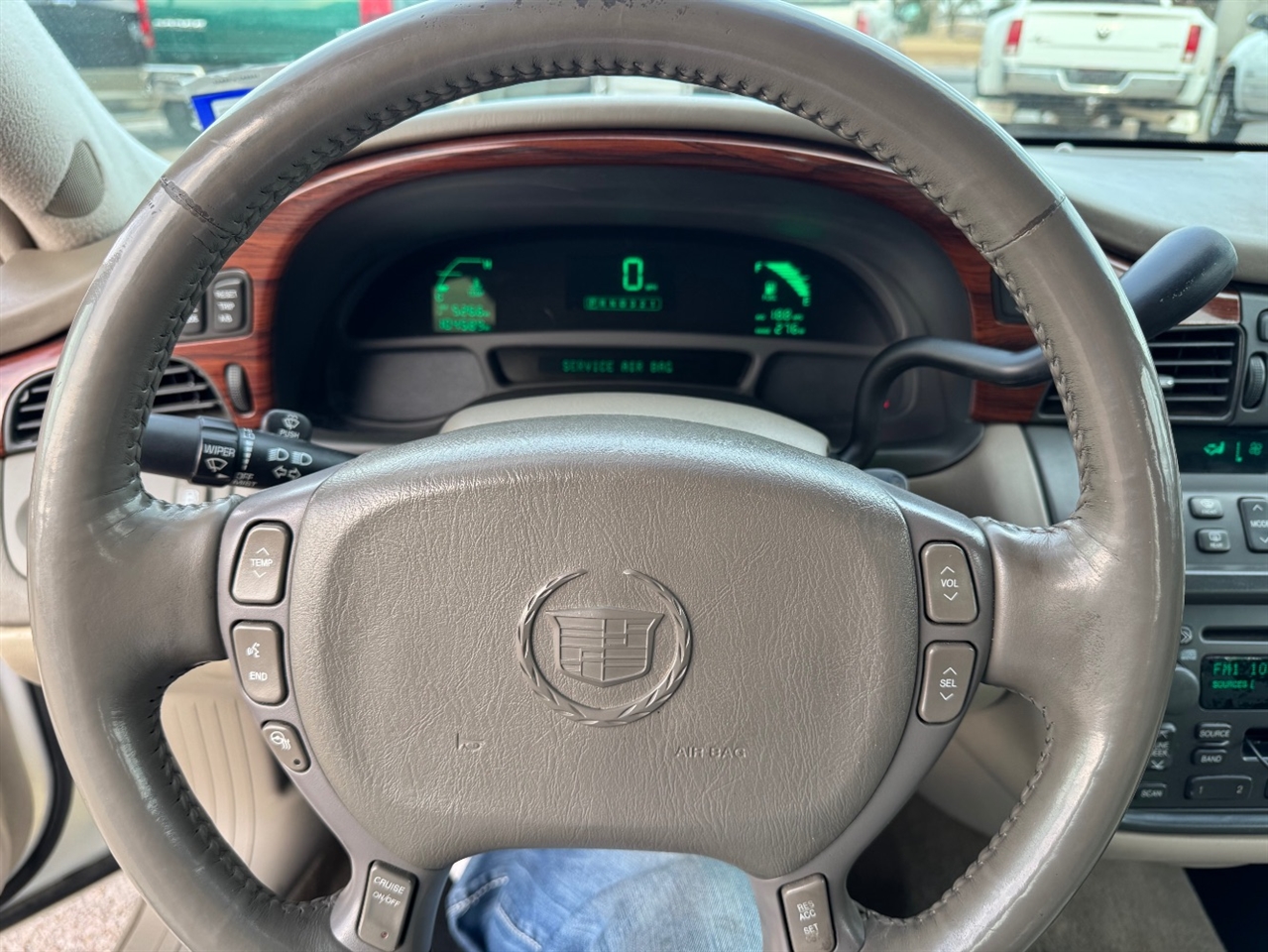 Cadillac DeVille Sedan 2005