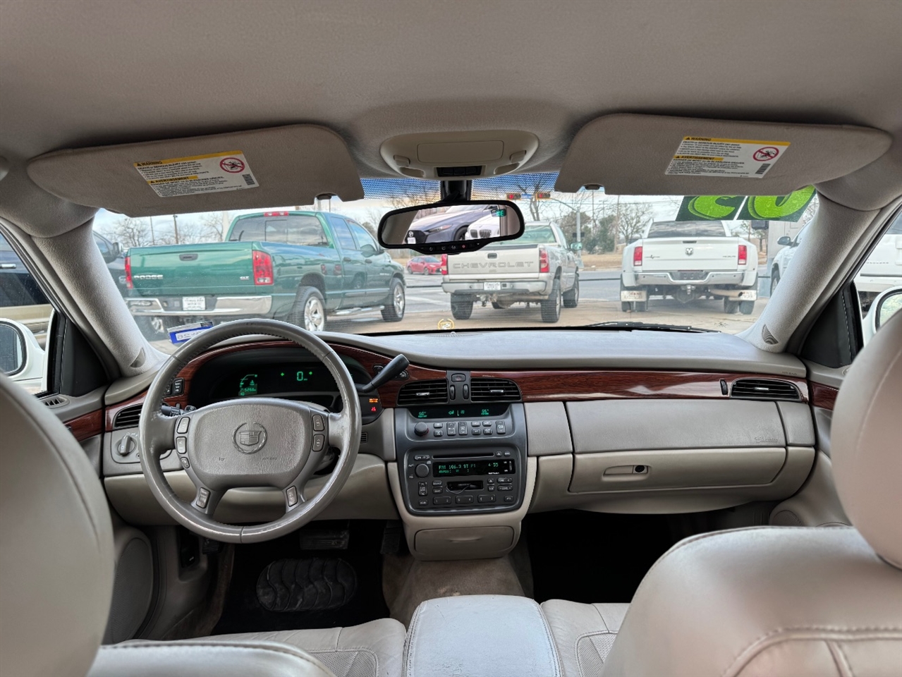 Cadillac DeVille Sedan 2005