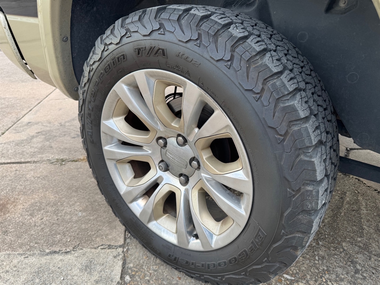 RAM 1500 Longhorn Crew Cab SWB 4WD 2015