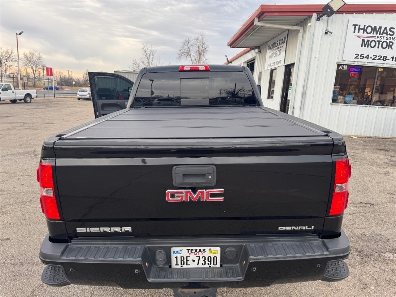 GMC Sierra 2500HD Denali Crew Cab 4WD 2016