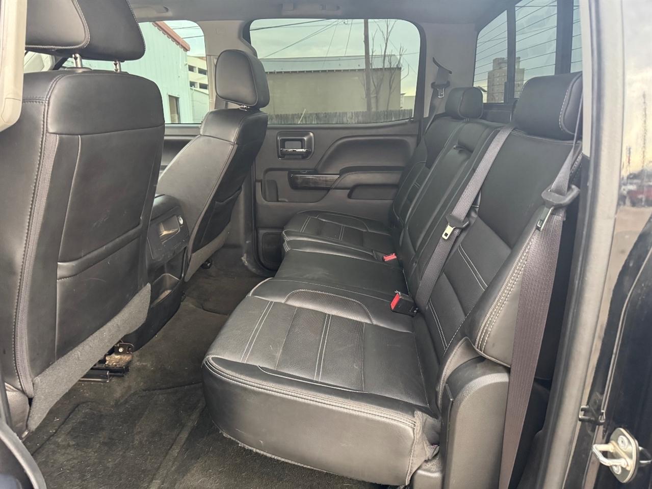 GMC Sierra 2500HD Denali Crew Cab 4WD 2016