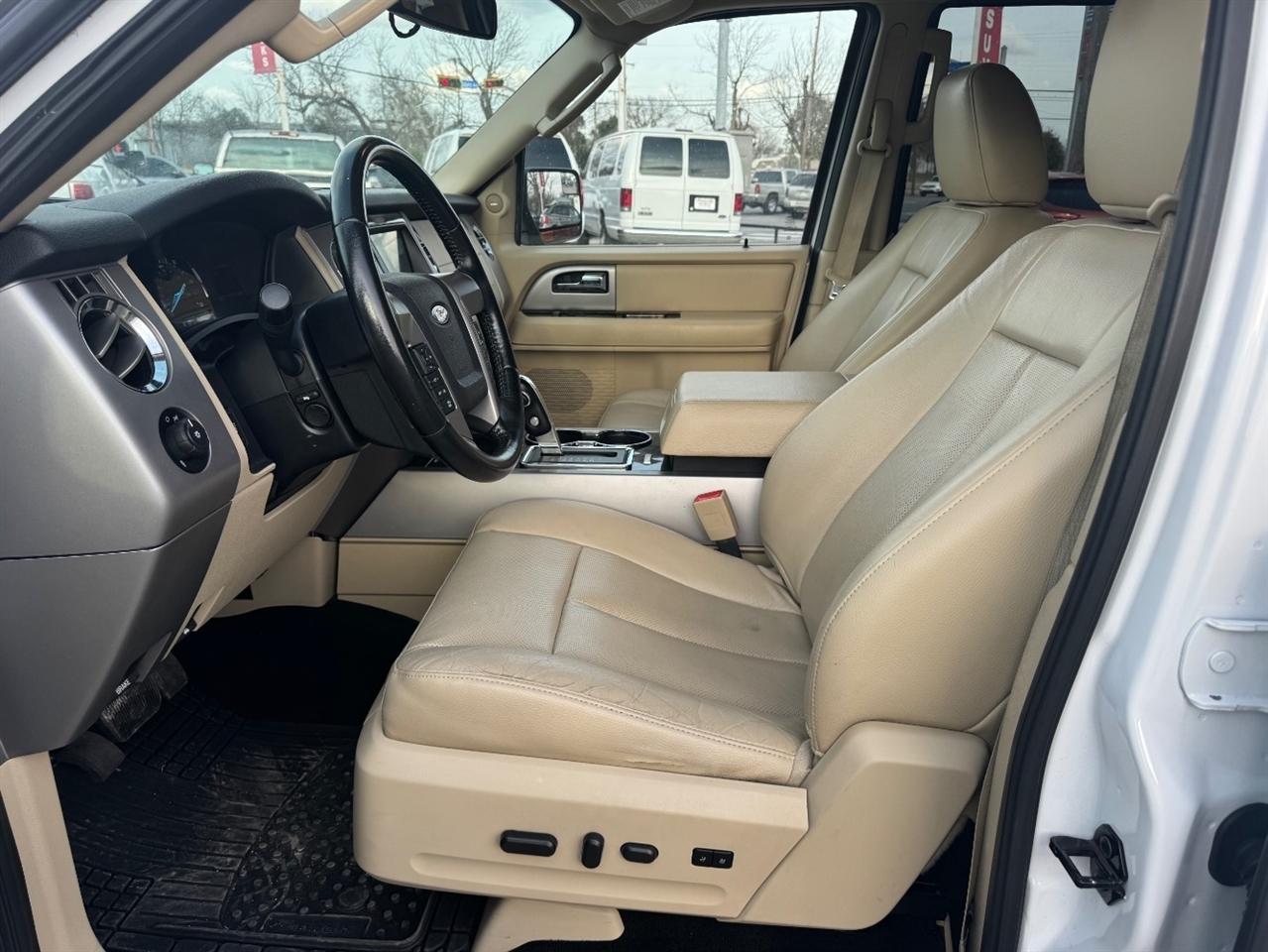 Ford Expedition Limited 4WD 2017