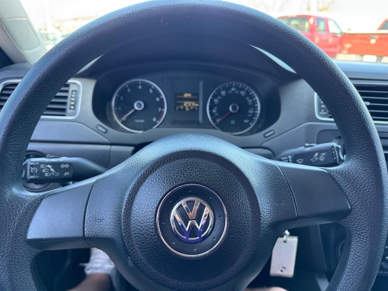 Volkswagen Jetta SE 2014