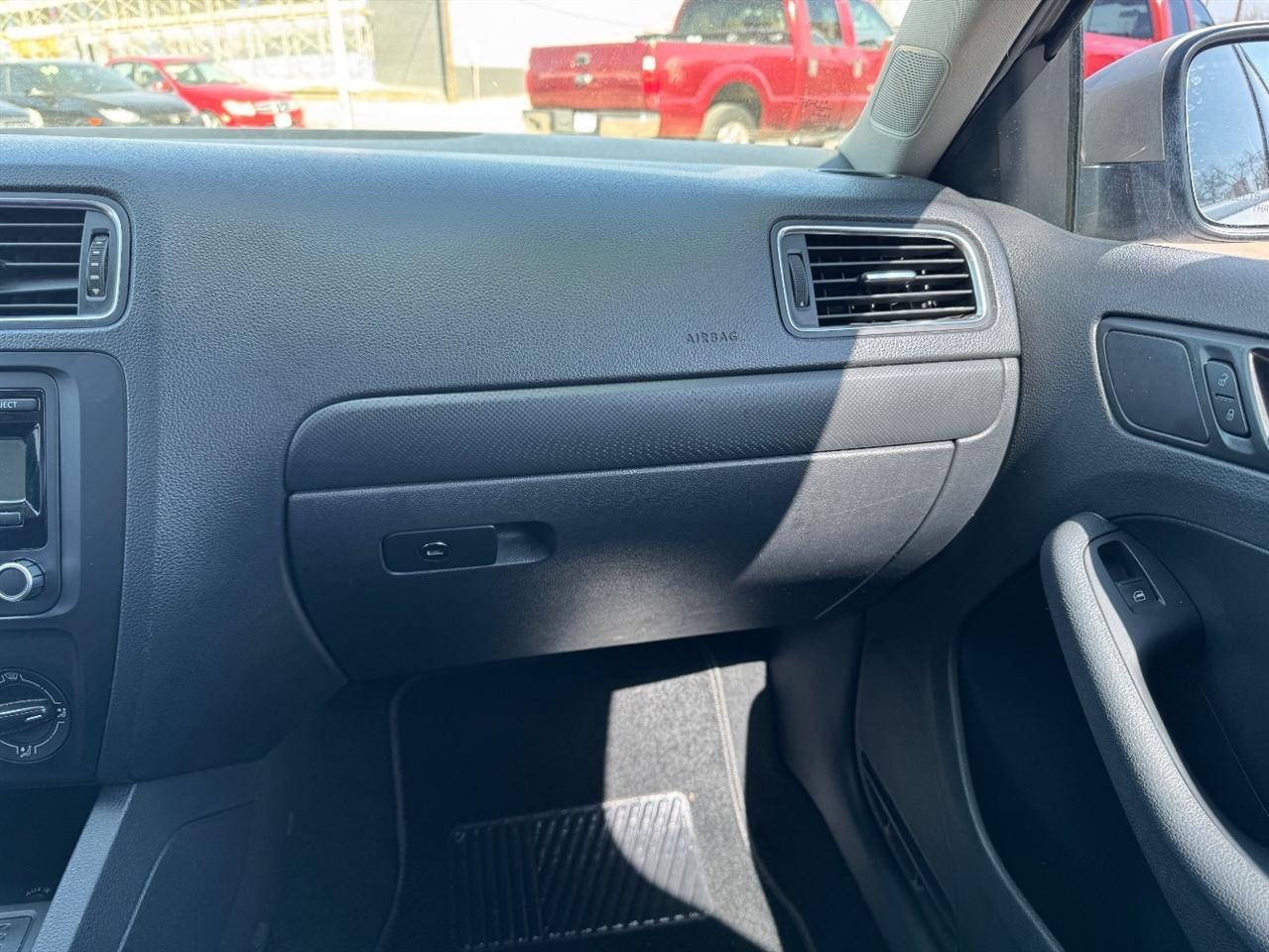 Volkswagen Jetta SE 2014