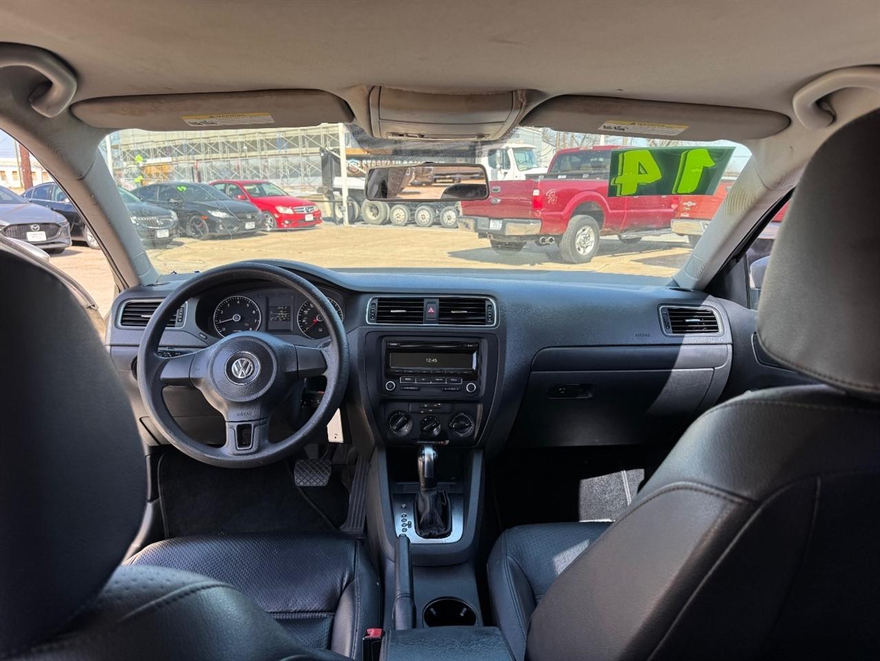 Volkswagen Jetta SE 2014