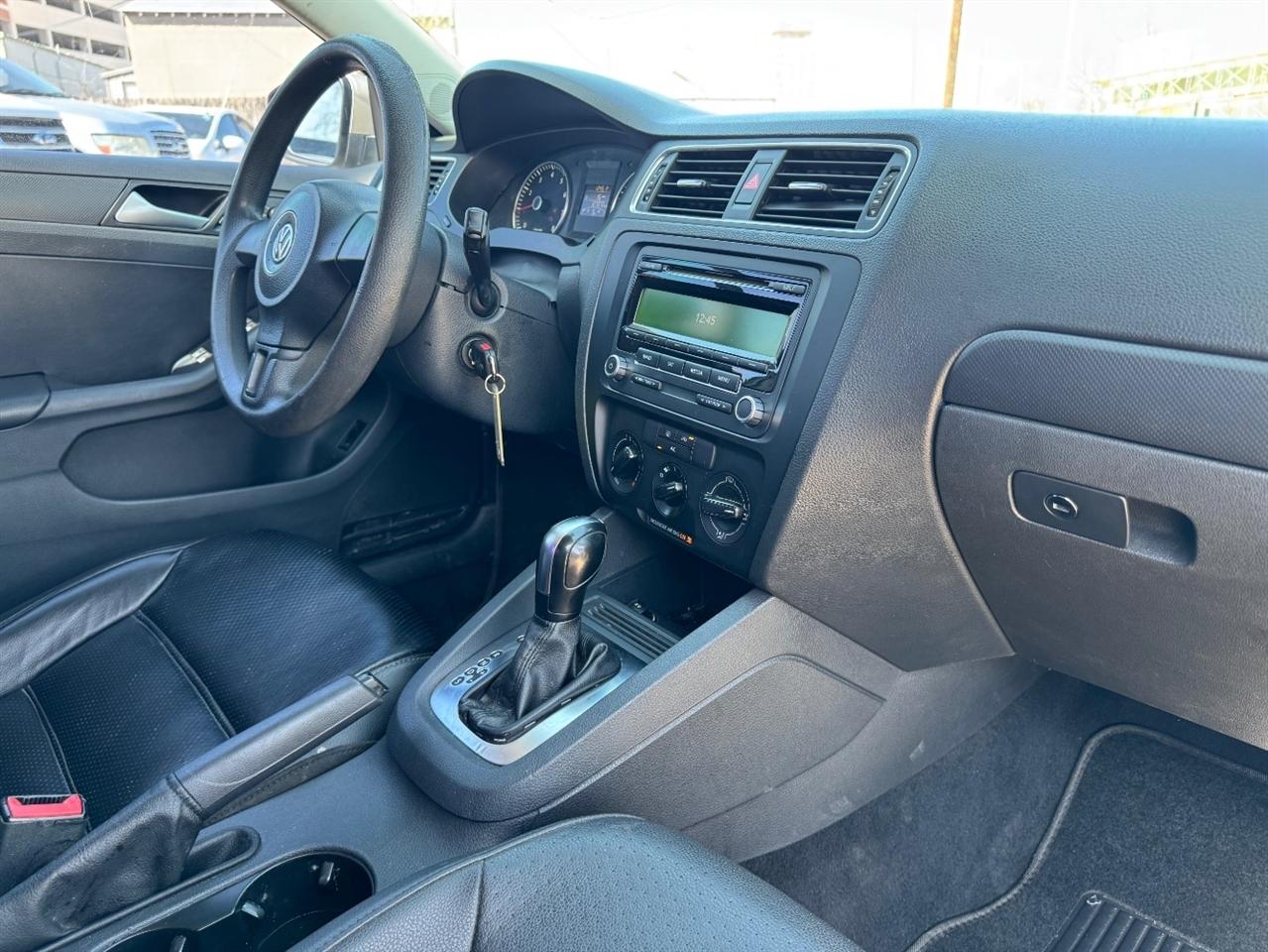 Volkswagen Jetta SE 2014