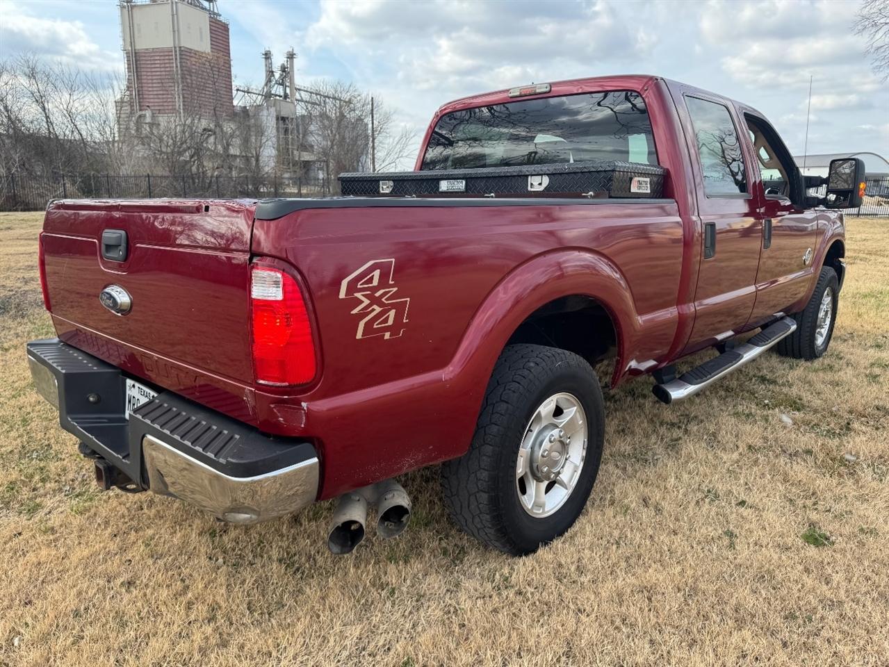 Ford F-250 SD XLT Crew Cab 4WD 2014