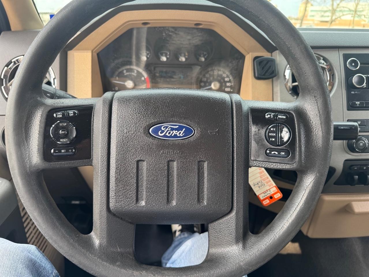 Ford F-250 SD XLT Crew Cab 4WD 2014