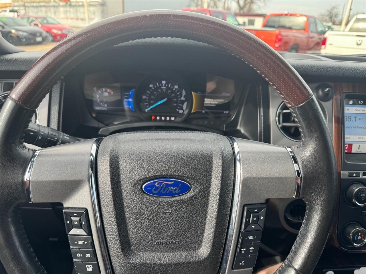 Ford Expedition Platinum 2WD 2016