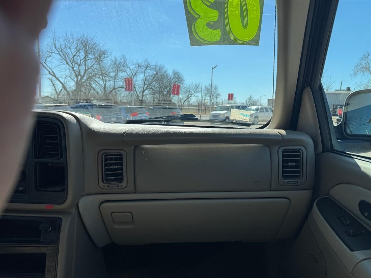 Chevrolet Suburban 1500 4WD 2003