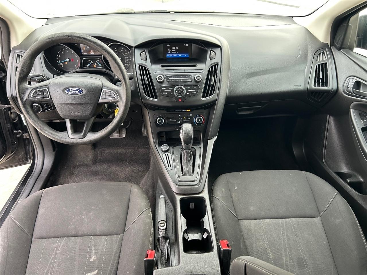 Ford Focus S Sedan 2017