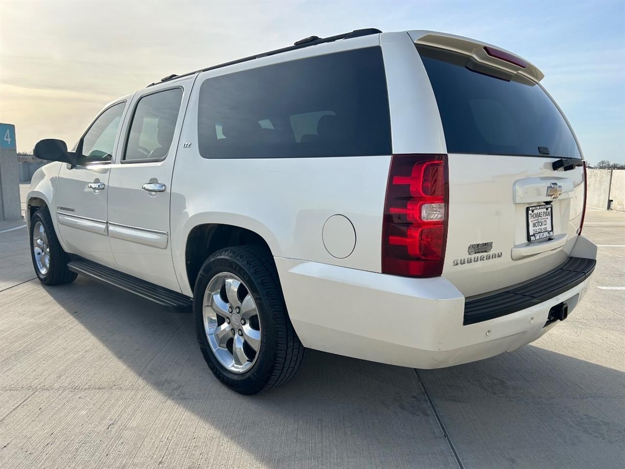 Chevrolet Suburban LTZ 1500 2WD 2008
