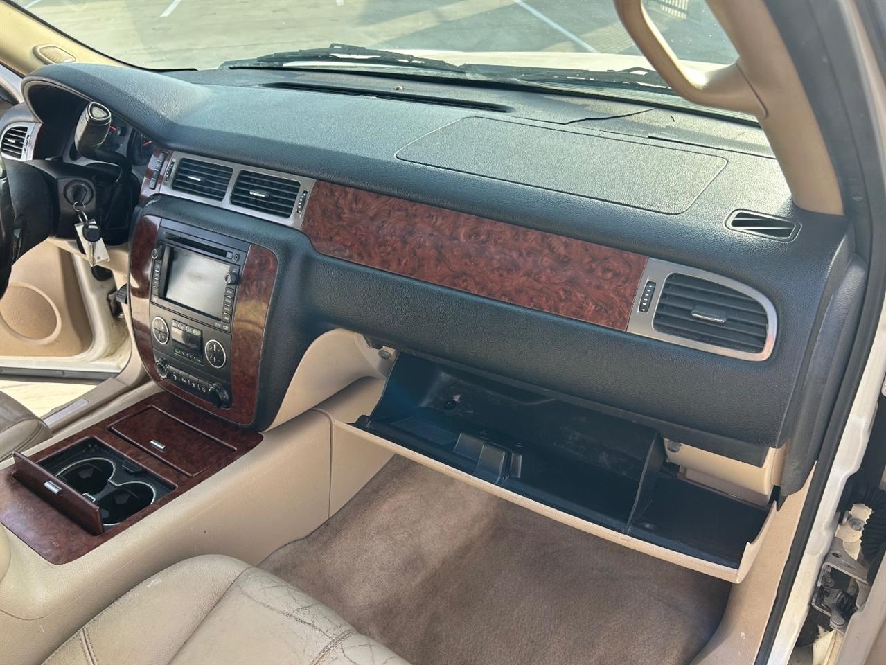 Chevrolet Suburban LTZ 1500 2WD 2008