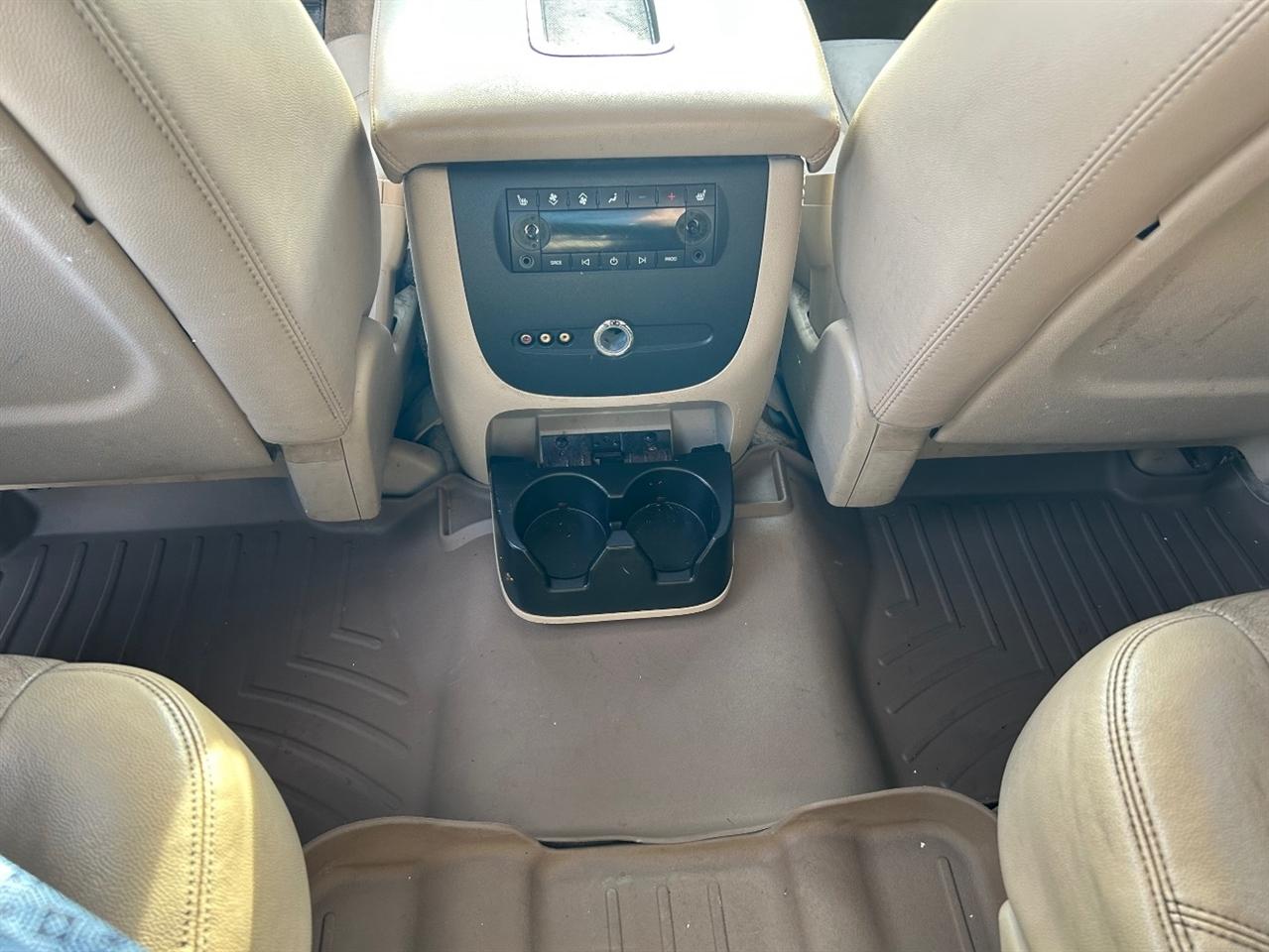 Chevrolet Suburban LTZ 1500 2WD 2008