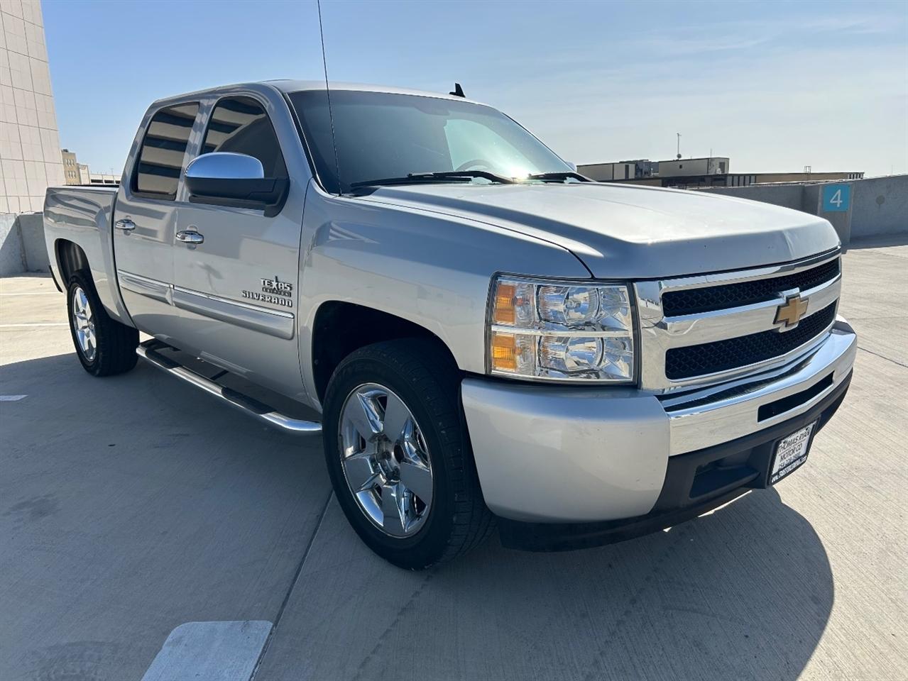 Chevrolet Silverado 1500 LT1 Crew Cab 2WD 2010