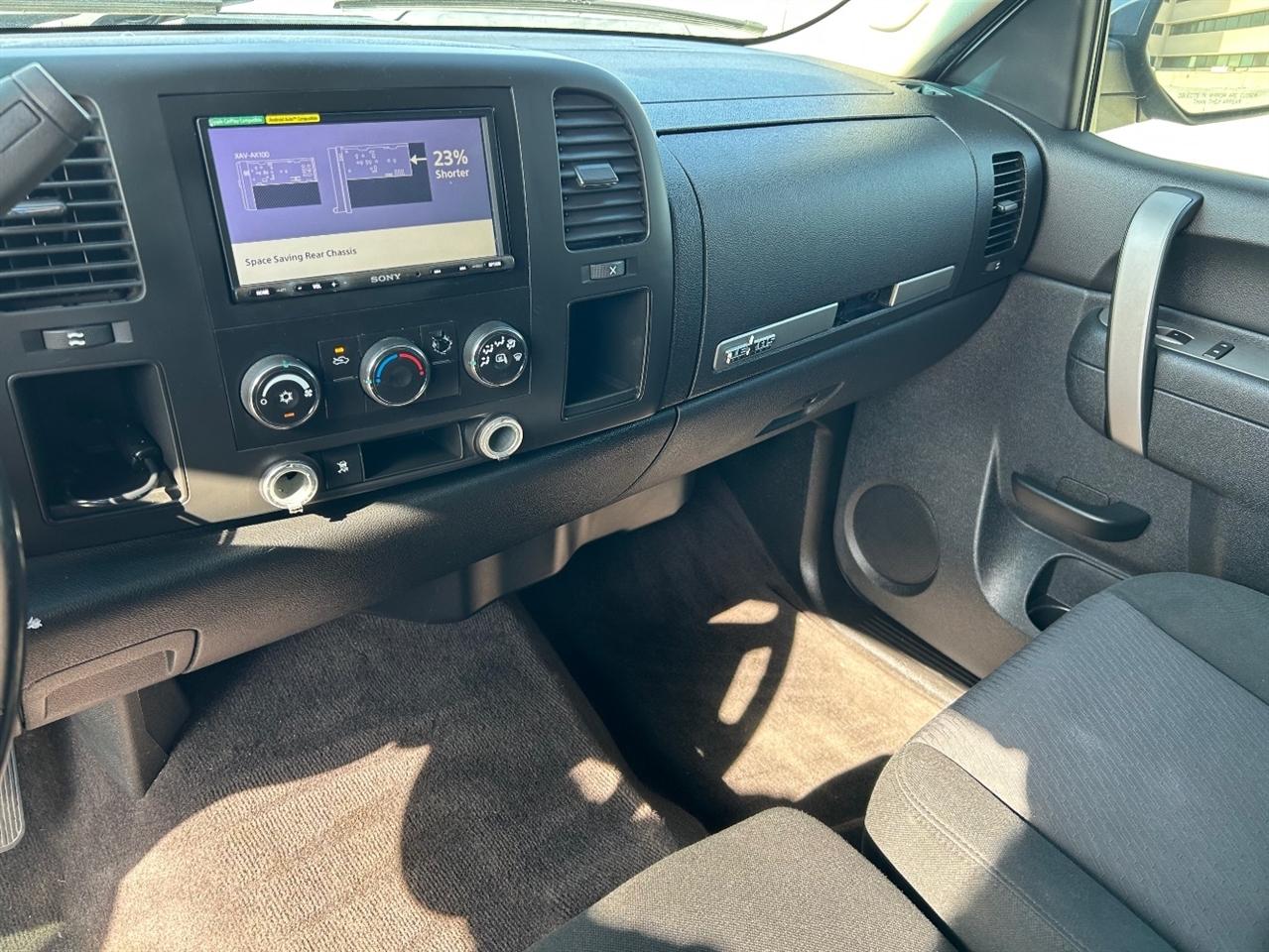 Chevrolet Silverado 1500 LT1 Crew Cab 2WD 2010