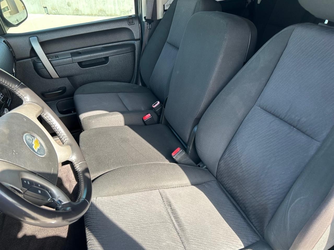 Chevrolet Silverado 1500 LT1 Crew Cab 2WD 2010