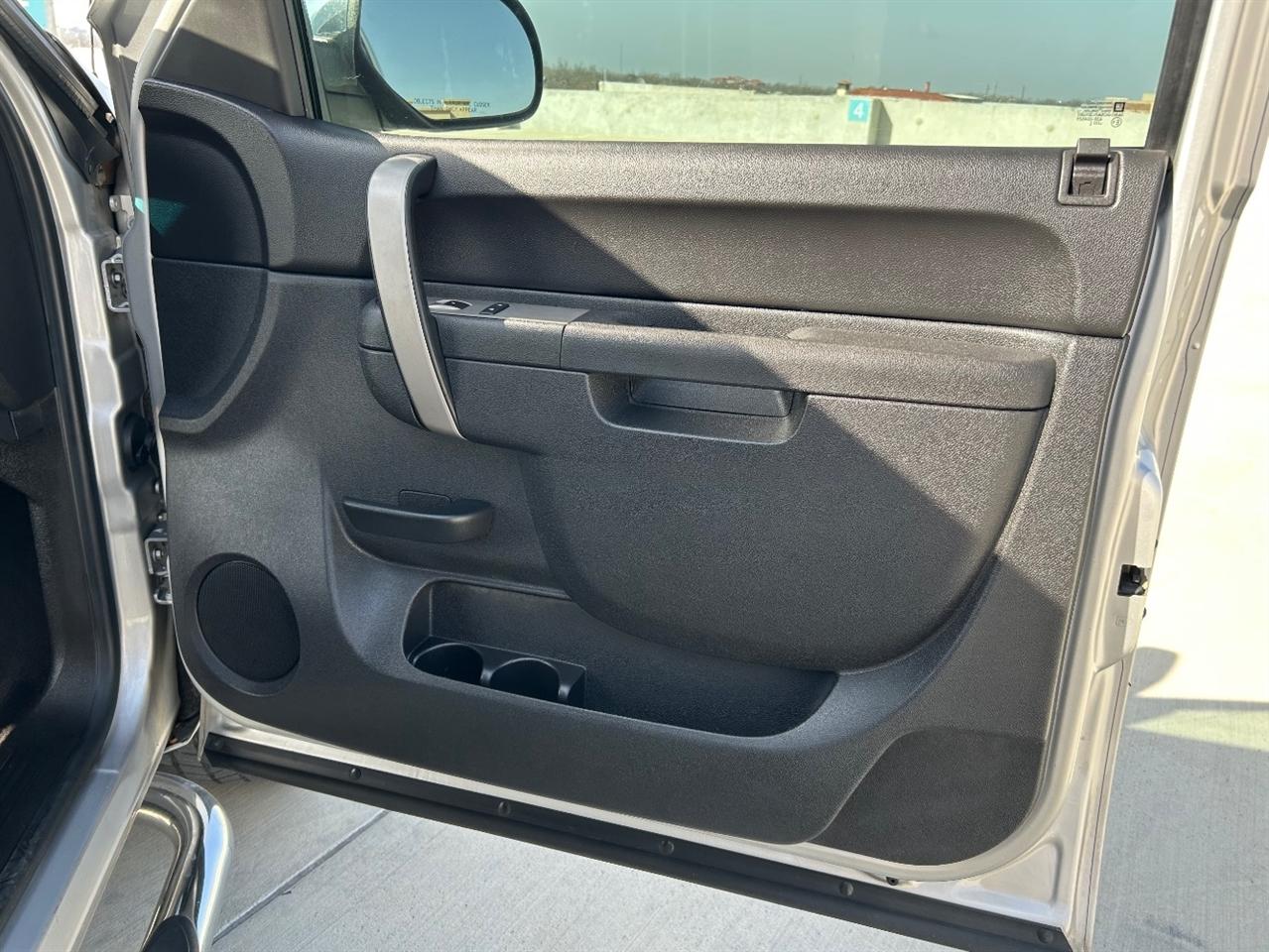 Chevrolet Silverado 1500 LT1 Crew Cab 2WD 2010