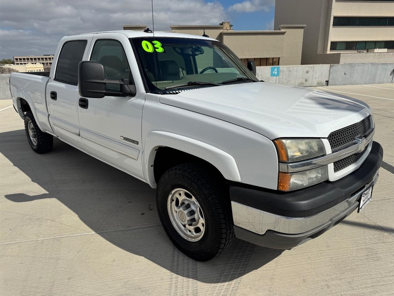 2003 Chevrolet Silverado 1500 HD LT Crew Cab 2WD