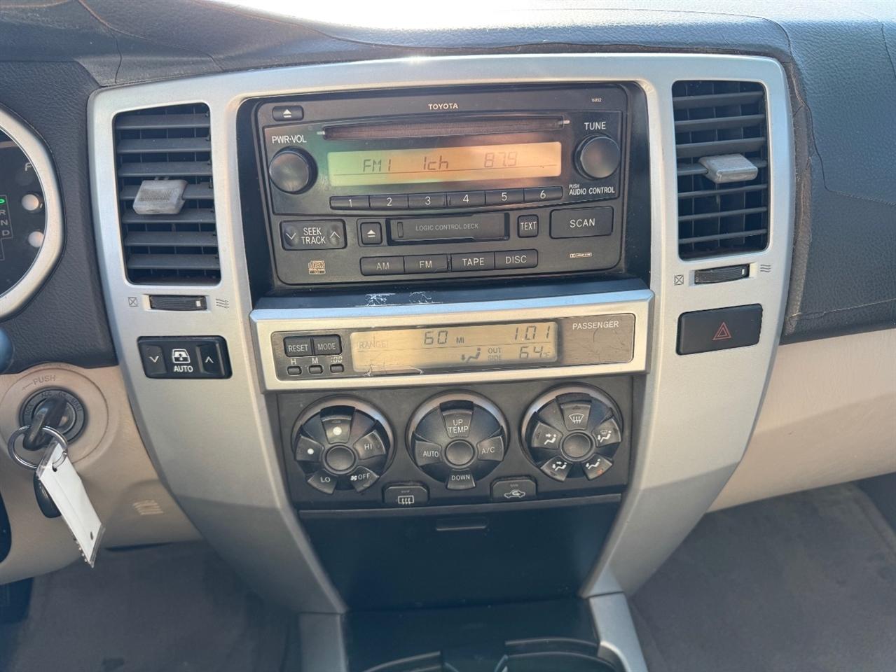 Toyota 4Runner SR5 2WD 2004