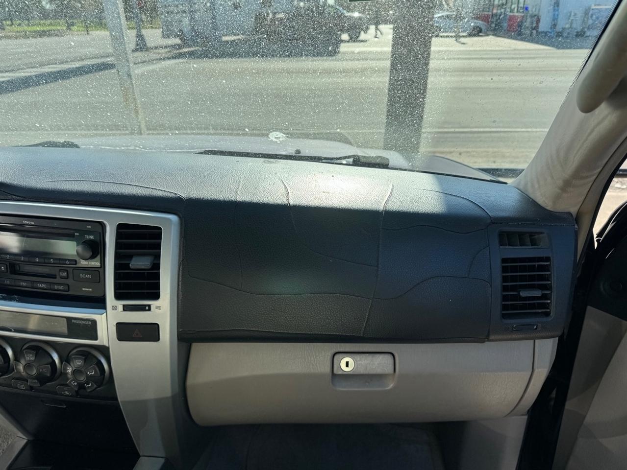 Toyota 4Runner SR5 2WD 2004